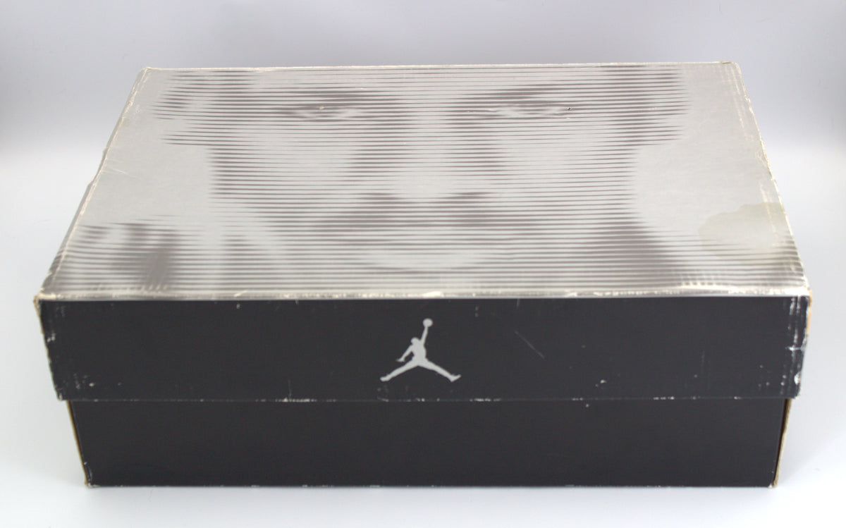 Air Jordan 2 White/Varsity Red-Black, 2004, Size 7, Original Box